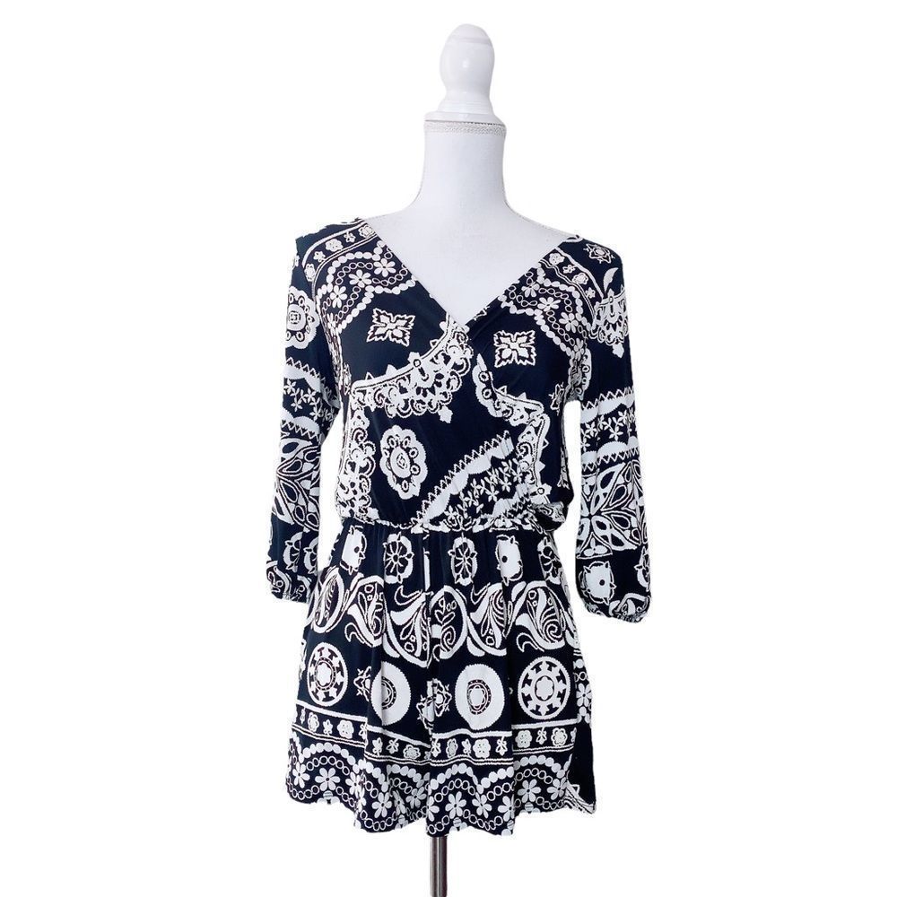 Sage Women's Small Floral Print 3/4 Sleeve Black White Romper Short Shorts